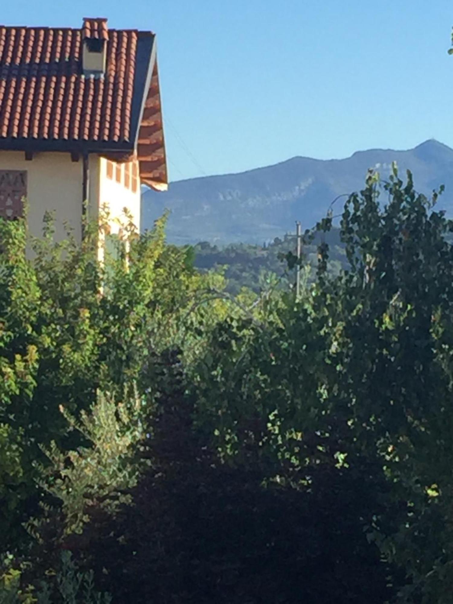 Ca'Bert Villa Dei Glicini Castelnuovo del Garda Pokoj fotografie