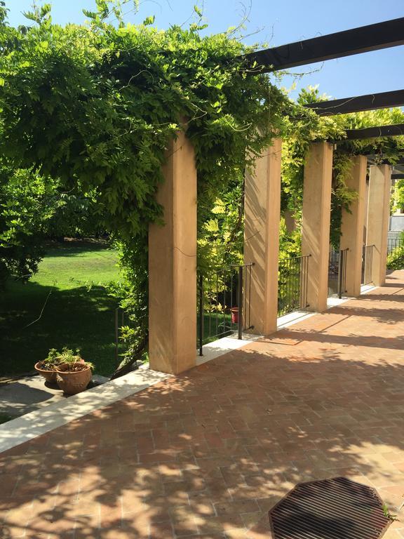 Ca'Bert Villa Dei Glicini Castelnuovo del Garda Exteriér fotografie